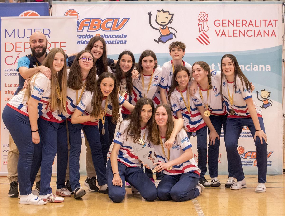 El  CB San Blas Alicante es subcampeón femenino.