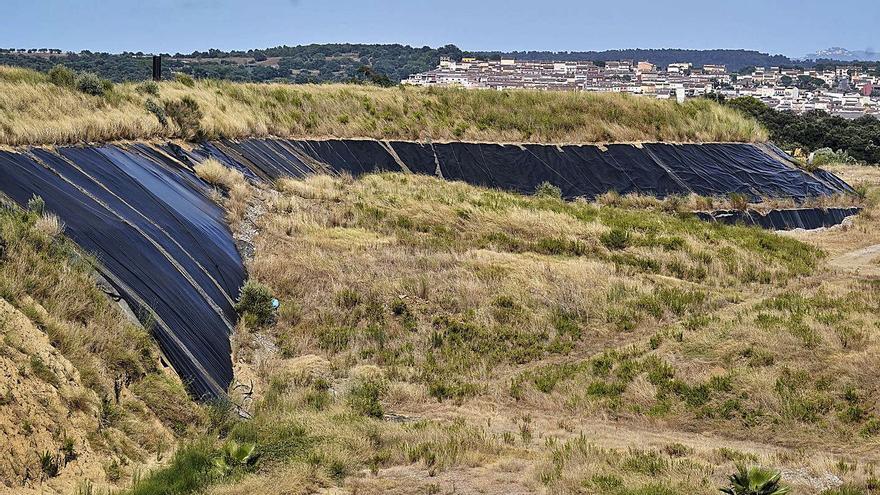 Peralada, Cruïlles i Corçà, en peu de guerra per les alternatives a Vacamorta