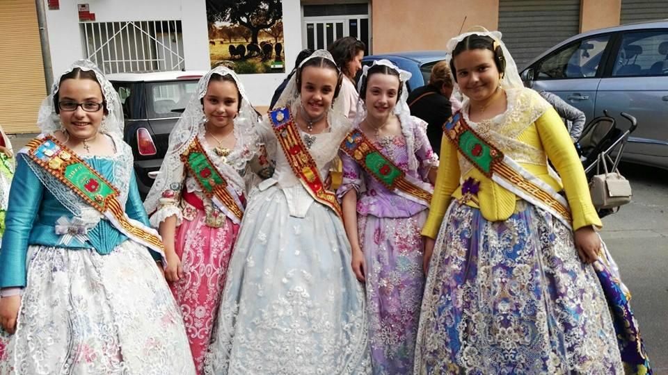 El Centro Andaluz de Alaquàs celebra la fiesta de las Cruces de Mayo