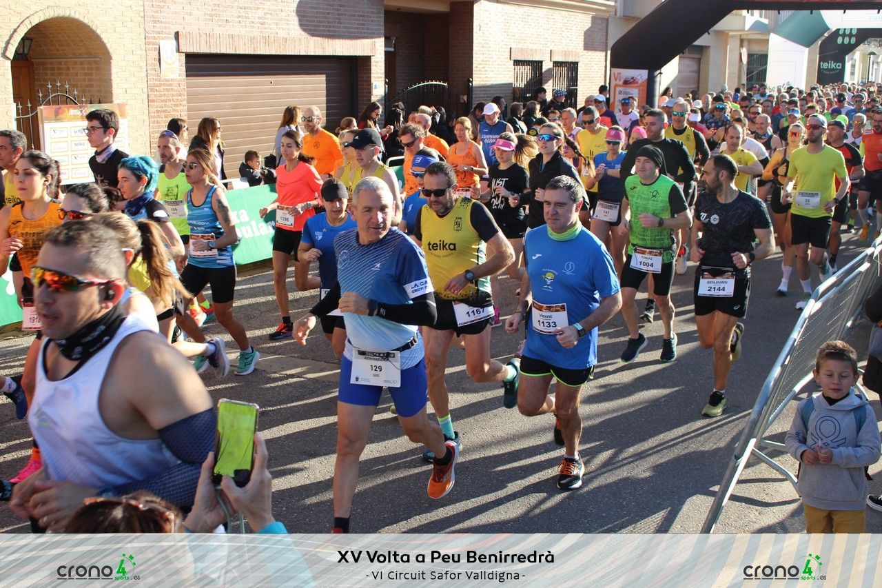 Búscate en la XV Volta a Peu a Benirredrà