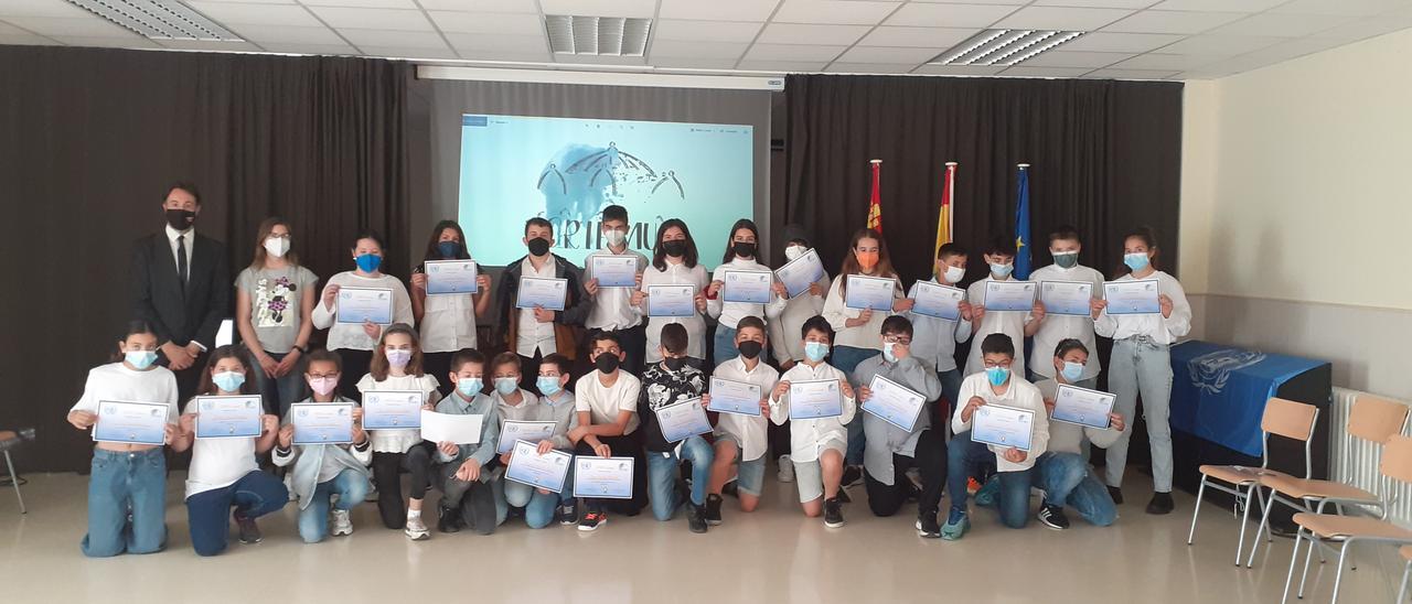 Alumnos participantes en el proyecto Criemun  del CRIE de Zamora