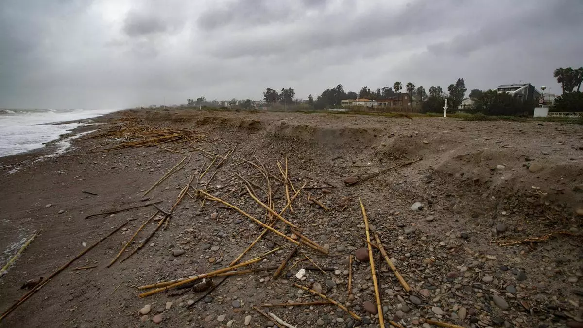 La playa de la Malvarrosa de Corinto está en una situación de extrema gravedad