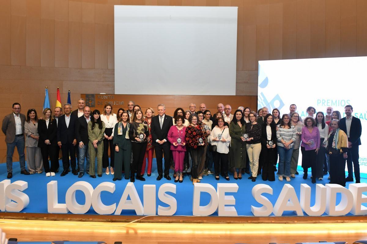 Representantes de todos los premiados por la Consellería de Sanidade.