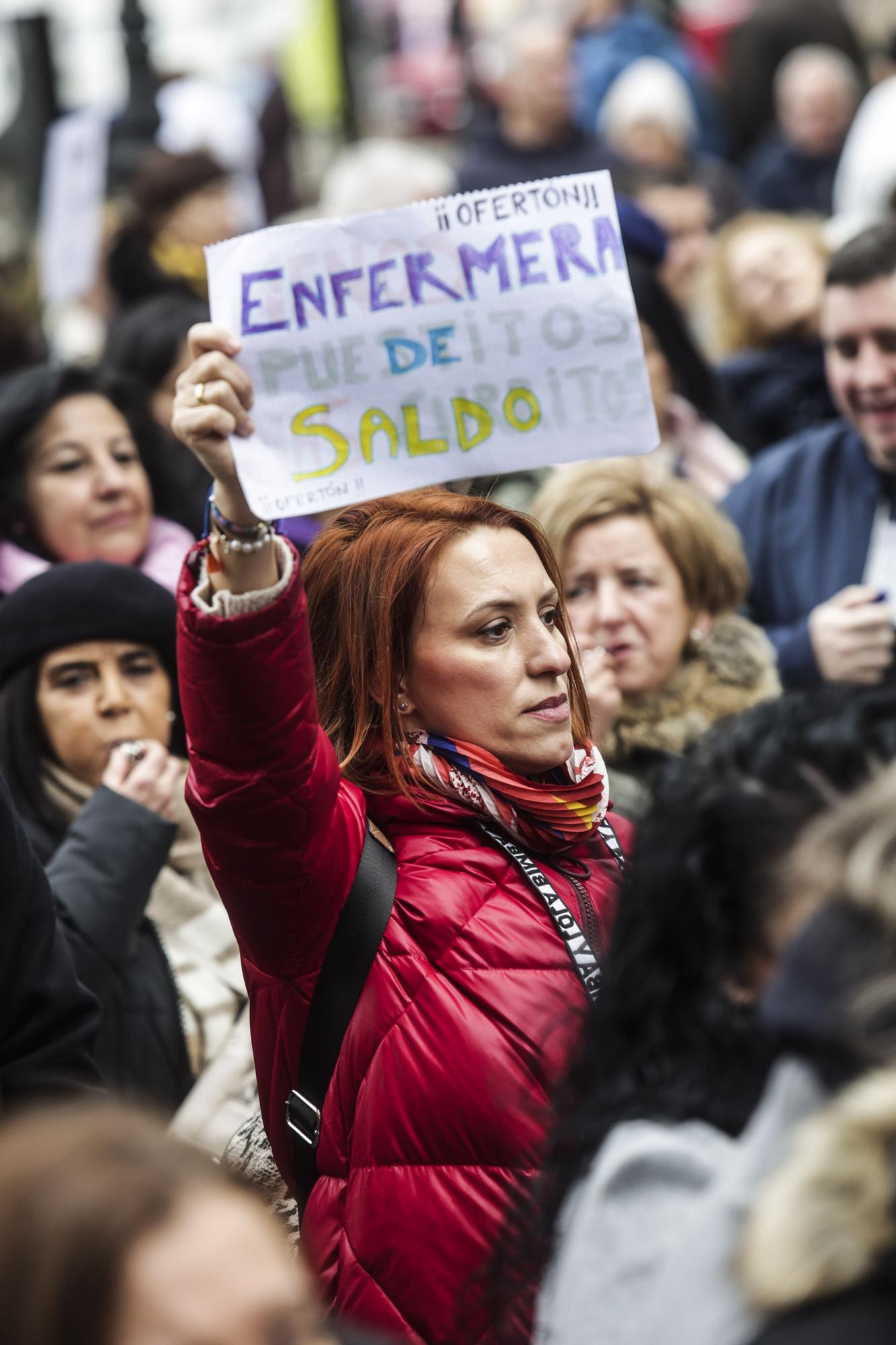 Manifestación de sanitarios en Oviedo