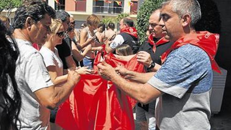 El chupinazo y el ‘bou per la vila’, protagonistas festivos