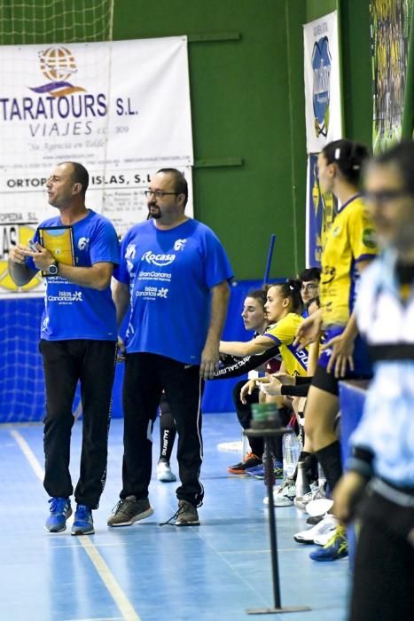 26-02-20 DEPORTES. PABELLON DE LAS REMUDAS. BARRIO DE LAS REMUDAS. TELDE. Partido de balonmano femenino entre el Remudas Rocasa y el Guardés disputado en Pabelloon Antonio Moreno del barrio teldense de Las Remudas.    Fotos: Juan Castro.  | 26/02/2020 | Fotógrafo: Juan Carlos Castro