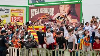 La afición se prepara para el derbi Elche CF - Valencia CF