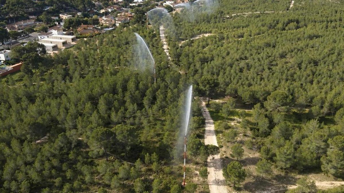 Imagen de cañones de agua del proyecto Guardian en La Vallesa.