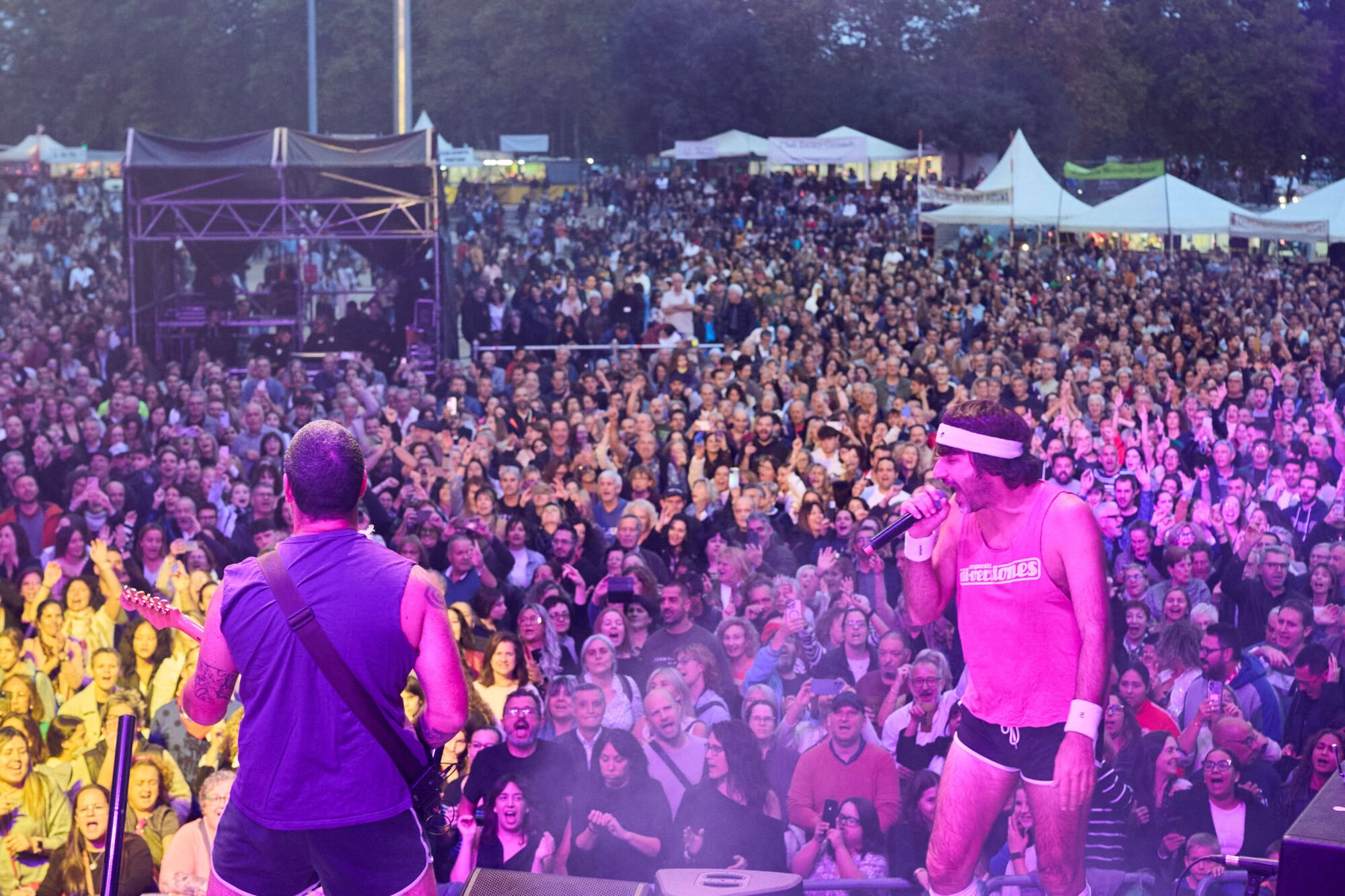 Les imatges del concert de Di Versiones a la Copa