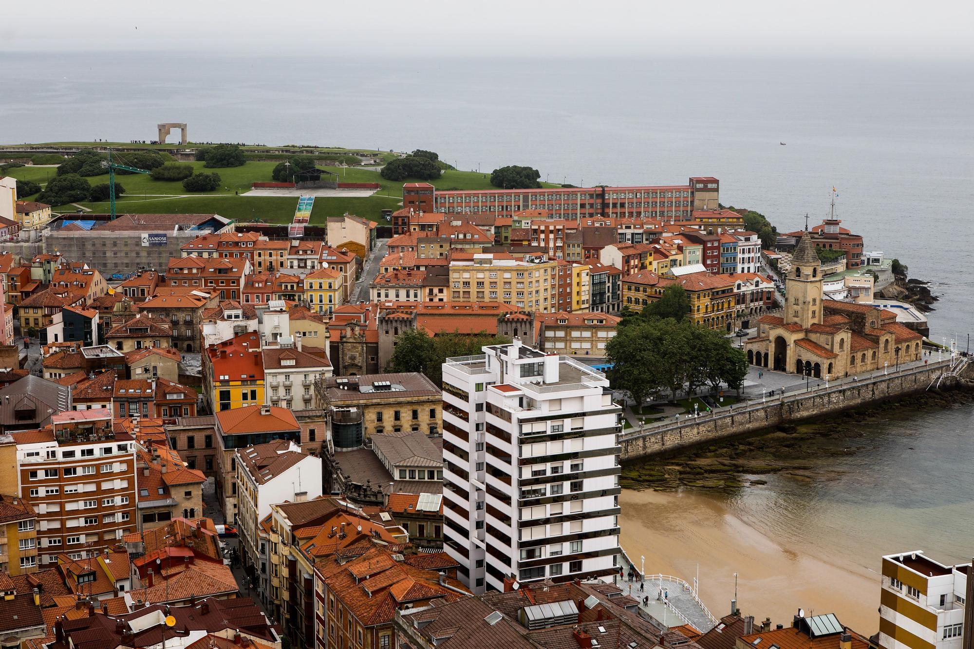 En imágenes: Así se ve Gijón desde el aire