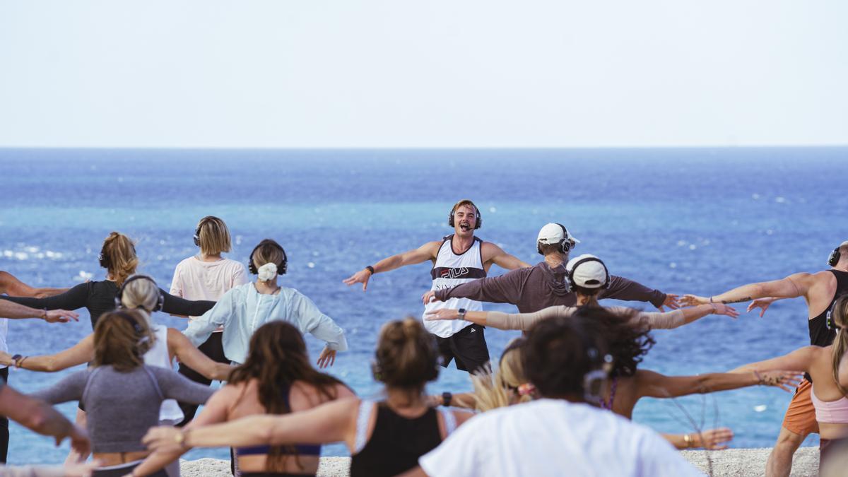 Sesión holística de Sanctum en Six Senses Ibiza.