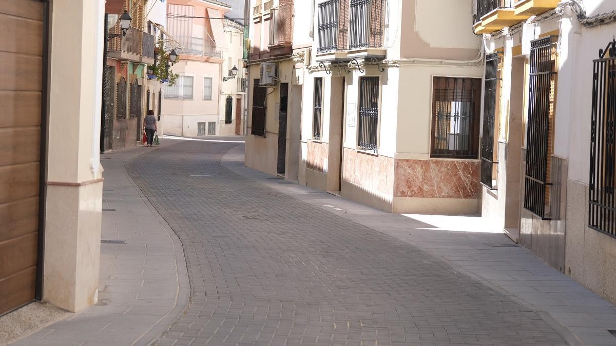 La calle Morería de Cabra, tras su reforma integral.