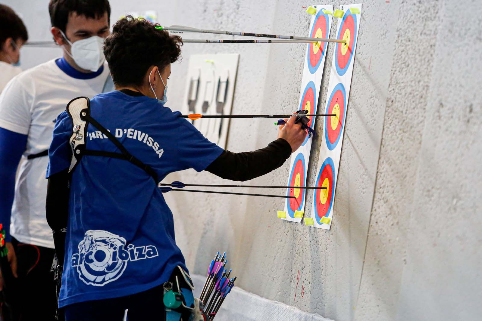 Un total de 21 arqueros afinan puntería en el Torneo Eivissa Patrimoni