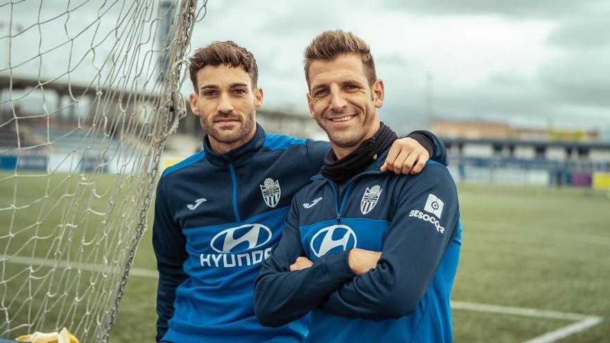 Jorge Ortiz y Guillem Vallori posan en Son Malferit.