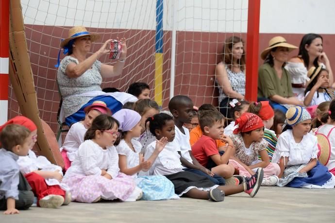 Las Palmas de Gran Canaria. Reportaje día de Canarias en colegio Aguadulce  | 29/05/2019 | Fotógrafo: José Carlos Guerra