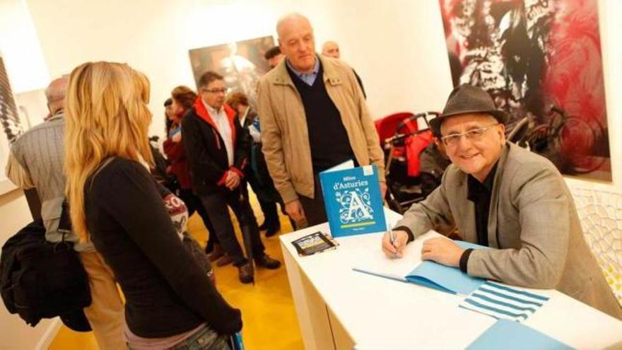 Presentación del libro y exposición &quot;Mitos de Asturias&quot; de Paco Abril