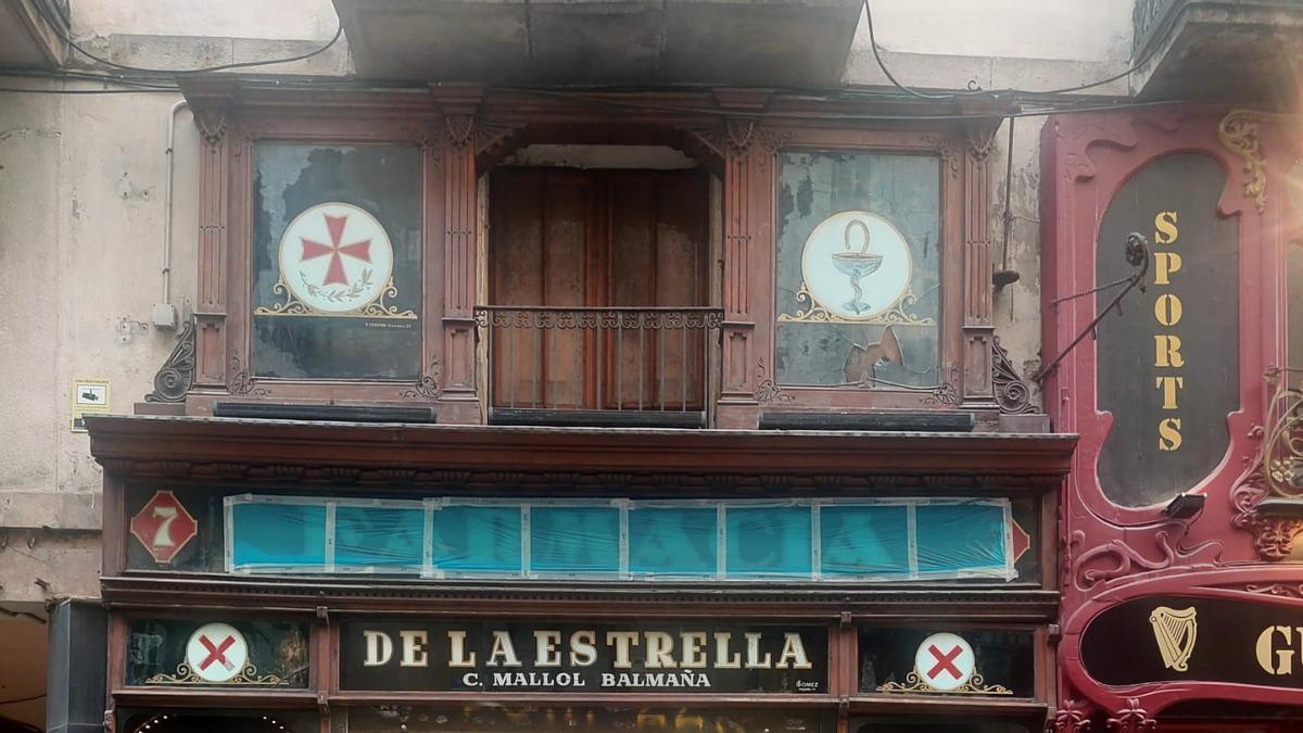 La Estrella de la calle de Ferran, reabierta esta semana como tienda cannábica.