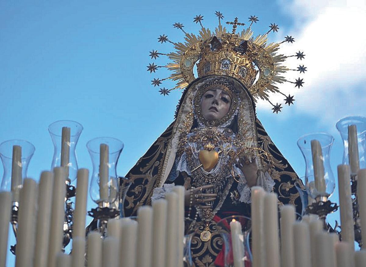 Imagen de Nuestra Señora de Los Dolores.
