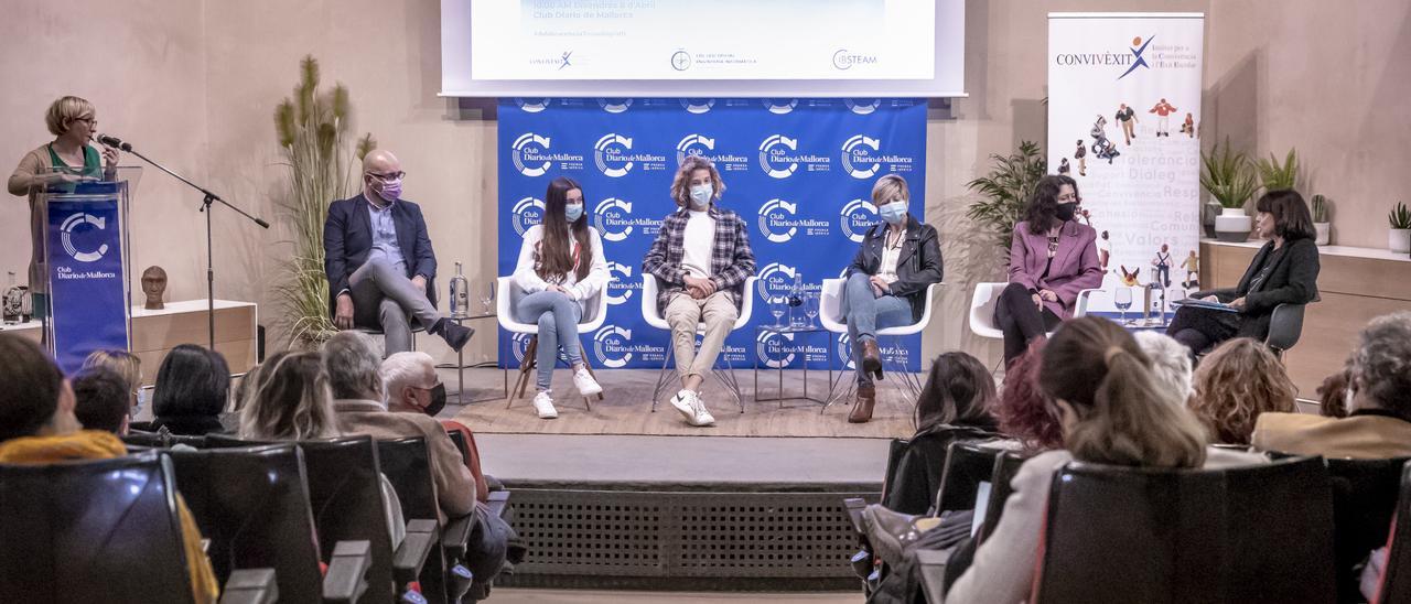 Un momento de la presentación del estudio, ayer, en el Club de este periódico.