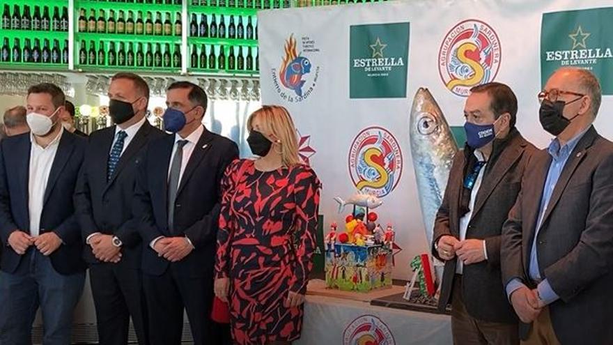 Presentan el catafalco del Entierro de la Sardina en Murcia