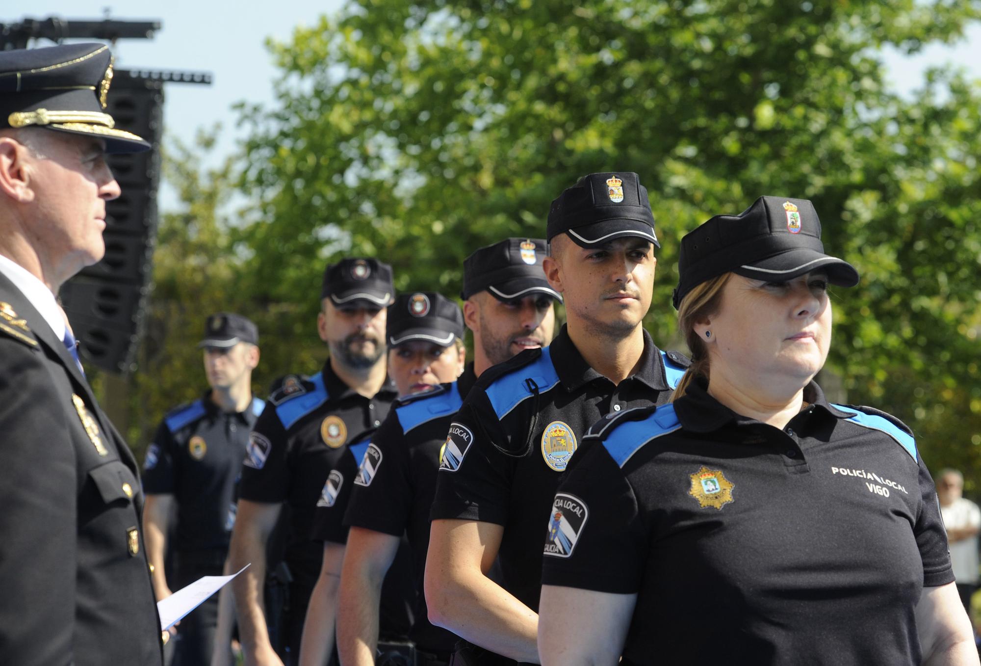 Masiva entrega de distinciones en la academia gallega de Policía Local