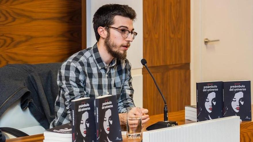 Alberto Pino presenta ‘Preámbulo del universo’