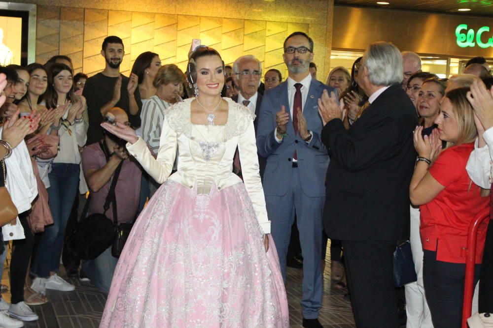 Estreno de las falleras mayores y cortes 2020 en Una Festa per a Tots