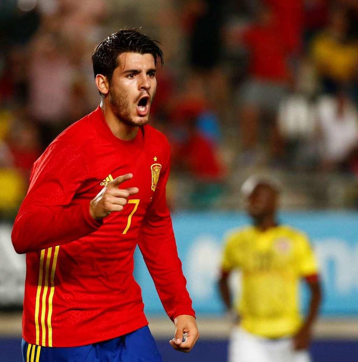 Morata celebra su gol ante Colombia en la Nueva Condomina.