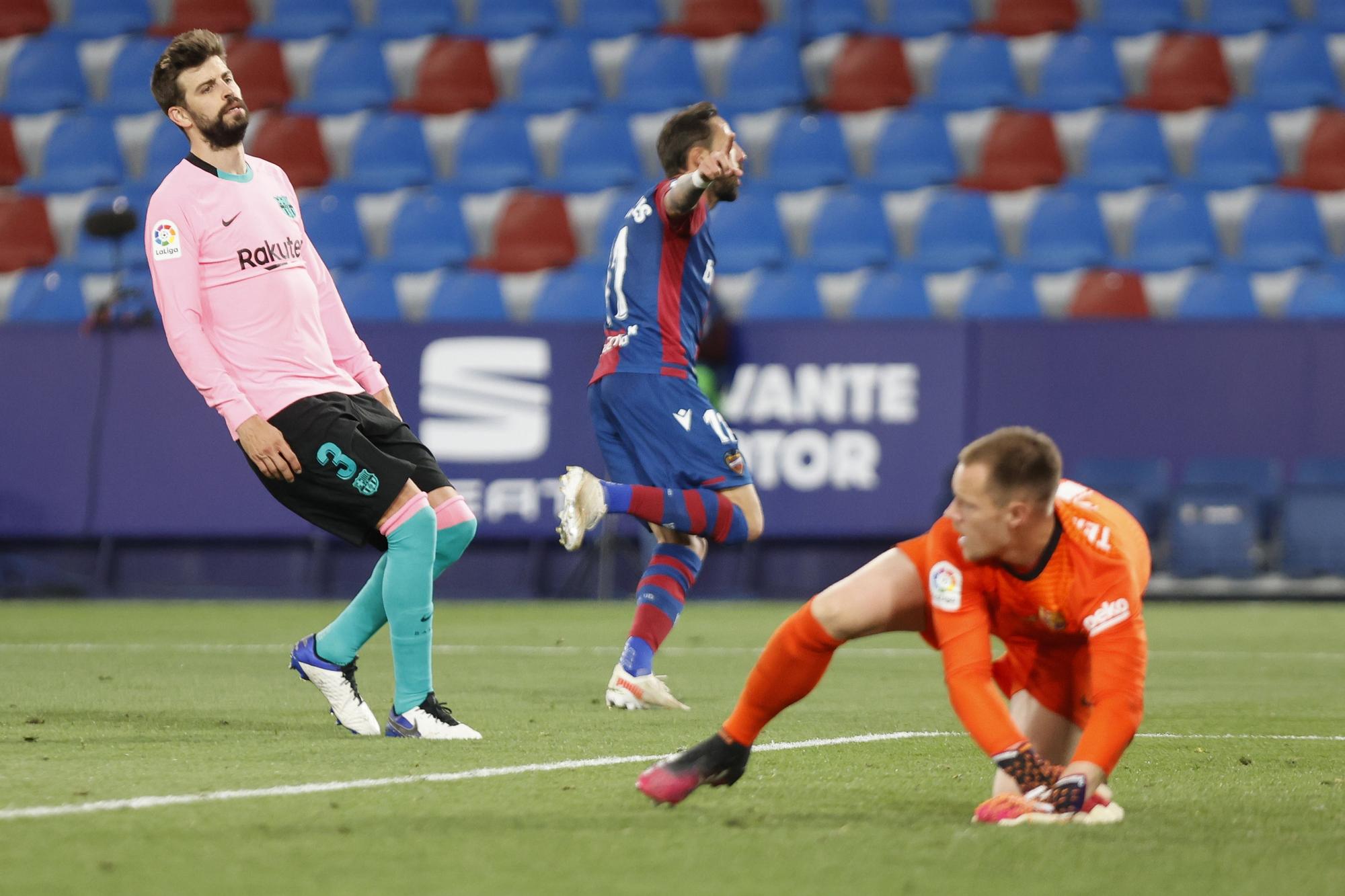 Las imágenes del empate entre el Levante y Barcelona en el Ciutat de València