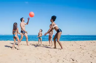 Así se puede hacer de la arena un polideportivo este verano