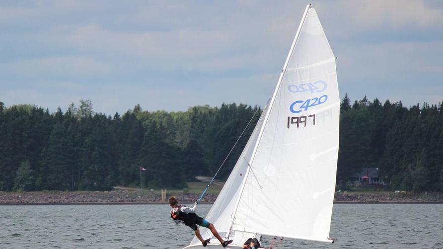 La Diputació repartix 650.000 euros entre més de 1.300 esportistes de la província