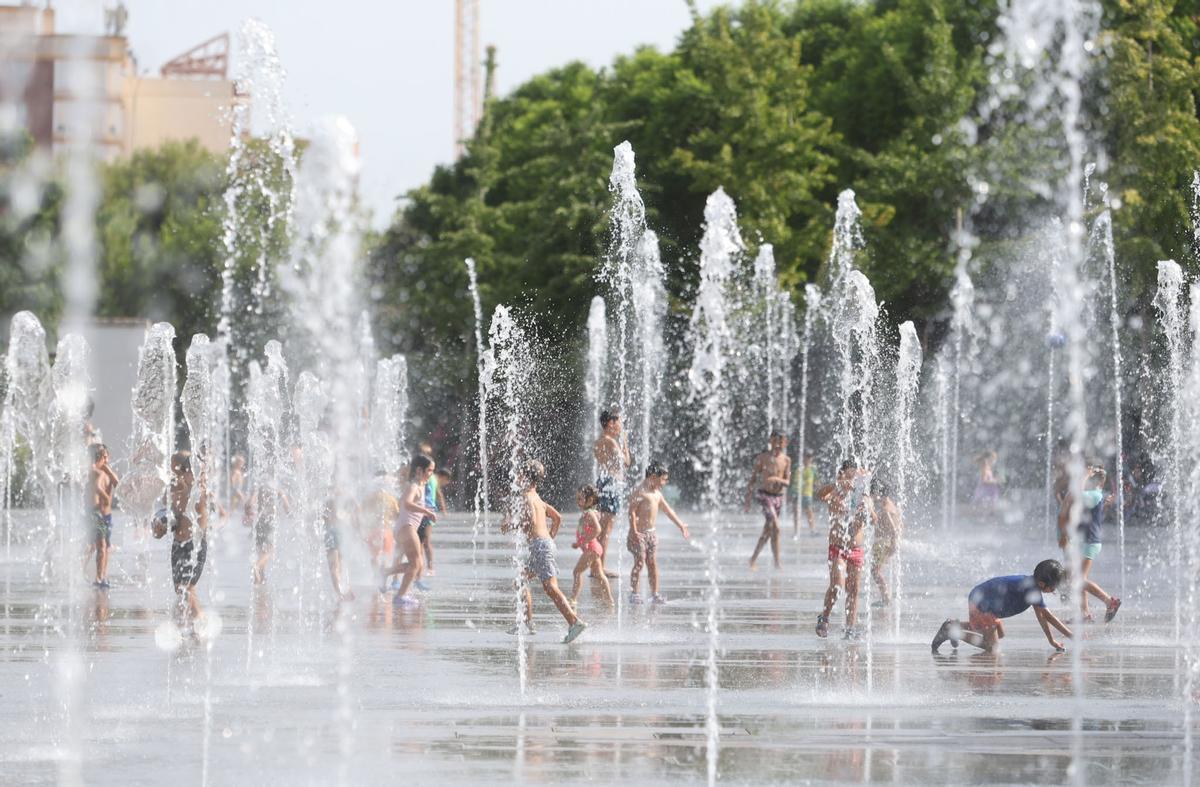Calor asfixiante con máximas de hasta 43 °C.