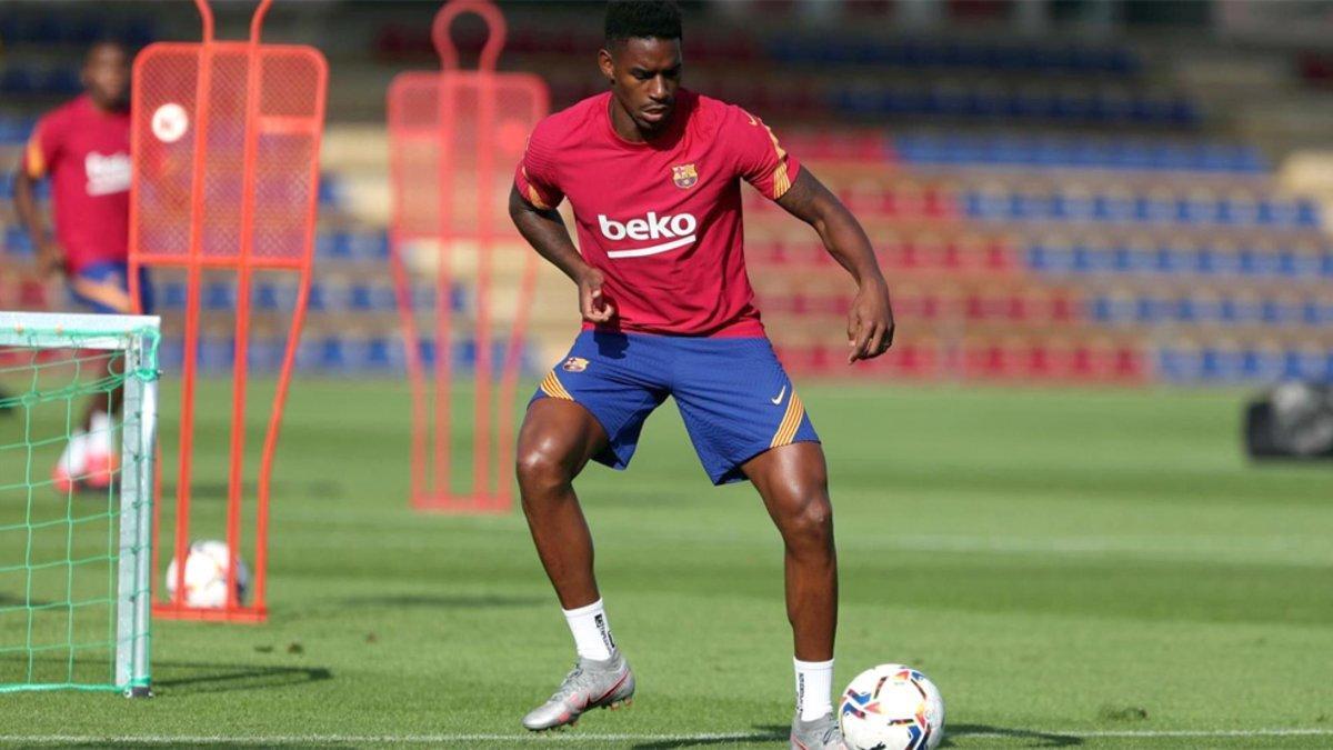 Junior Firpo podría tener como destino el Atalanta