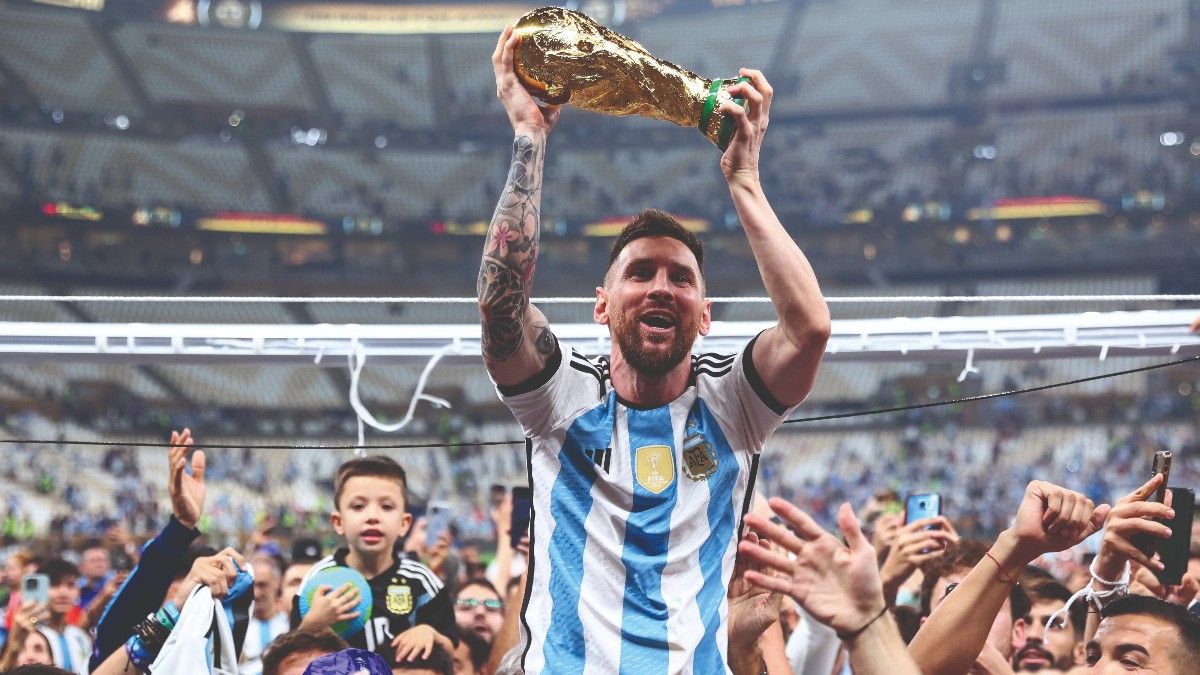 Messi, con la Copa del Mundo
