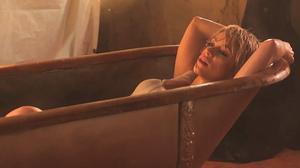 Shakira (’Addicted to you’).