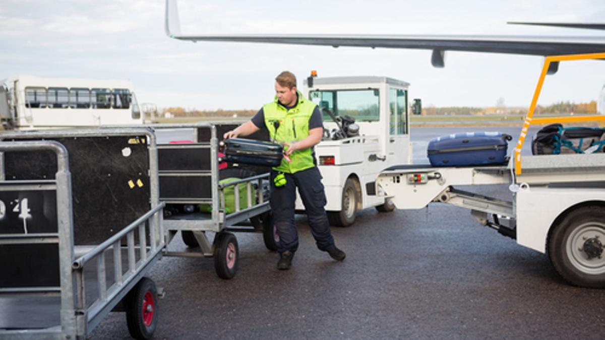 Ofertas de empleo para trabajar en el aeropuerto.