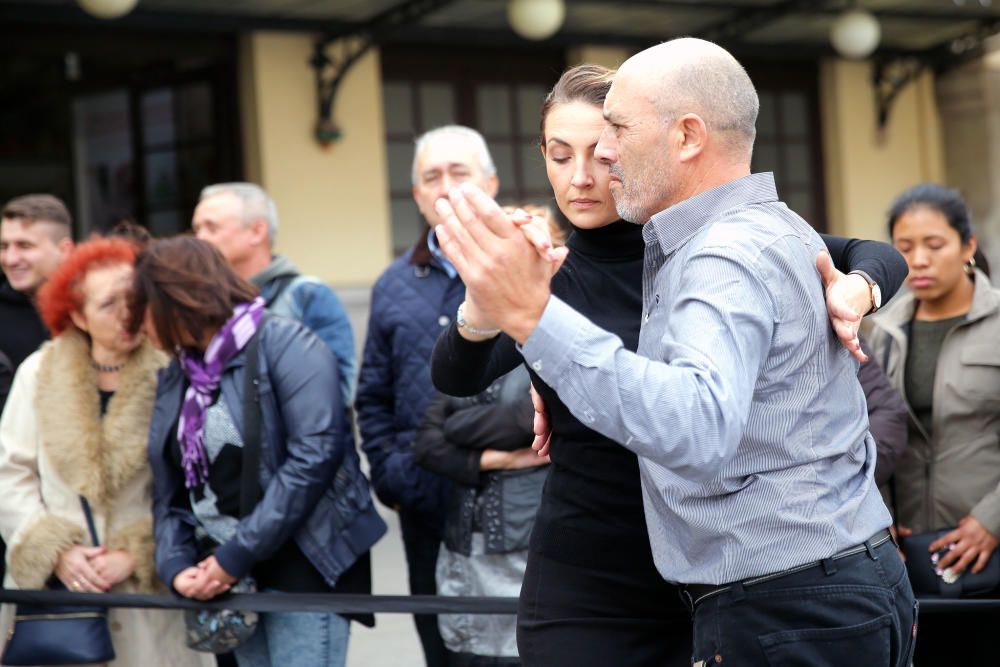 Tango en el vestíbulo de la Estación del Norte