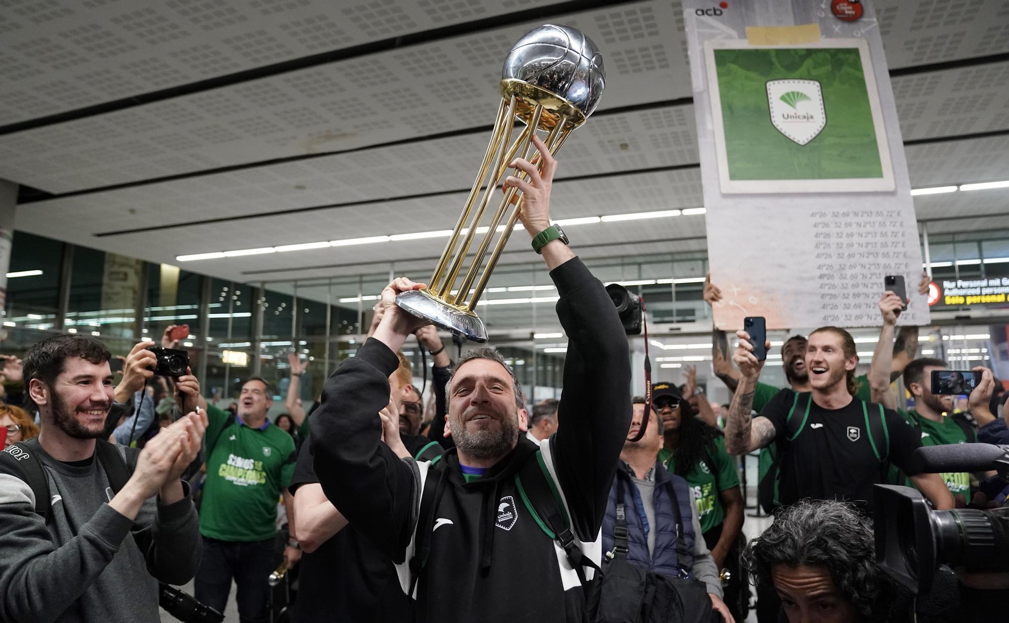 La llegada del Unicaja al aeropuerto de Málaga tras ganar la Copa del Rey