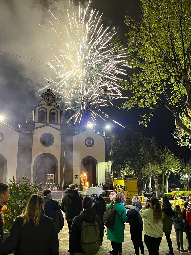 Judas 'Tito Berni' arde en Valleseco