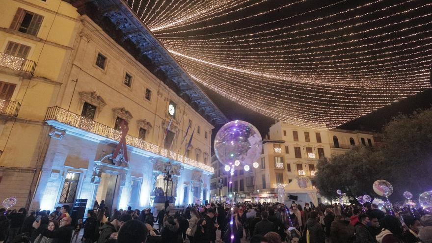 ENCUESTA | ¿Te parece apropiado el gasto de un millón de euros en las luces de Navidad de Palma?