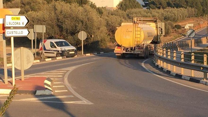 Las empresas de l’Alcalatén piden mejorar la carretera l’Alcora-Llucena