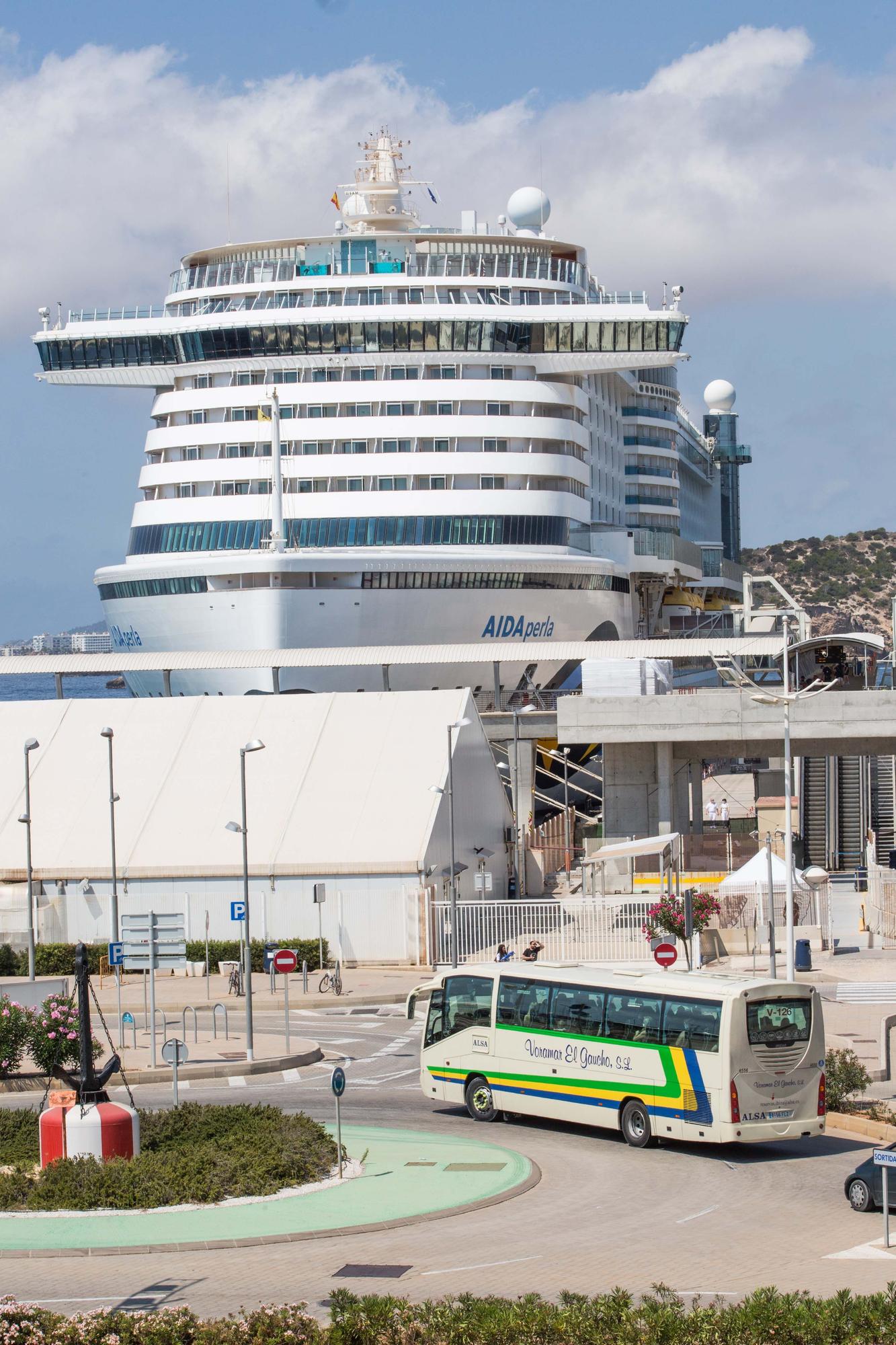 Primer crucero en Ibiza