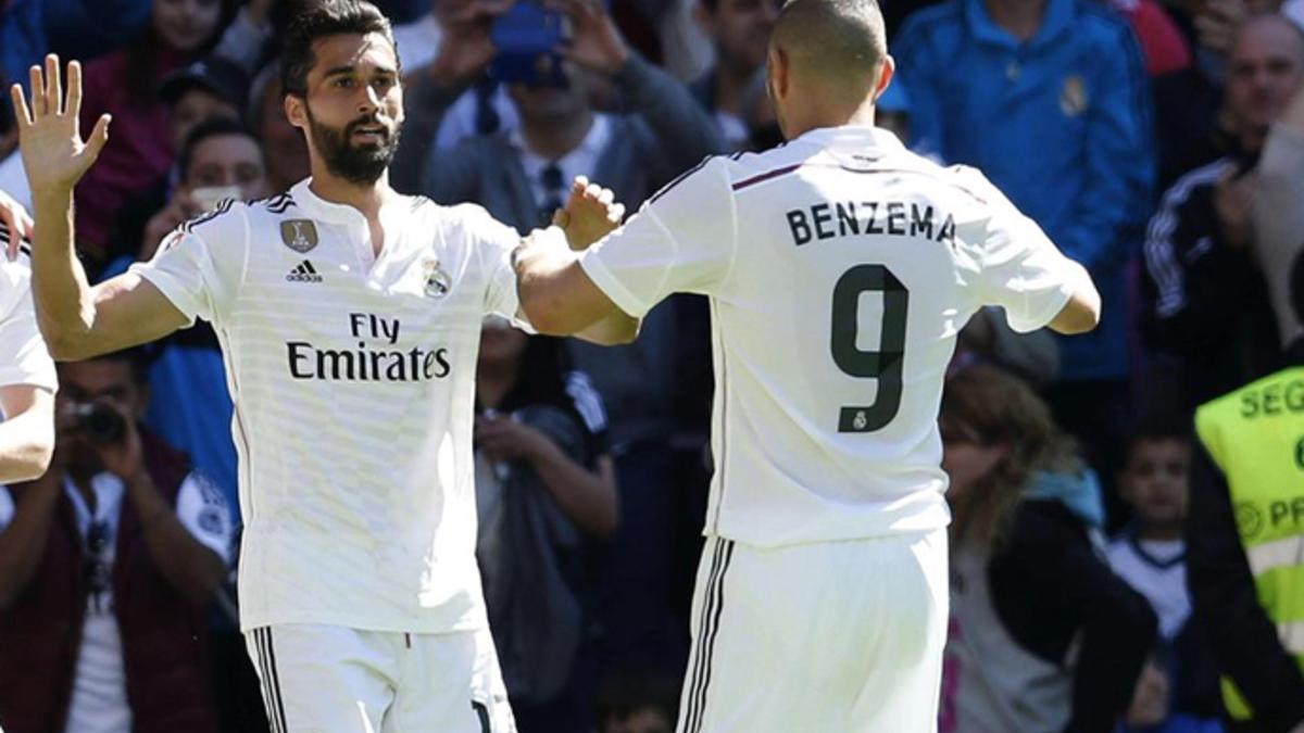 Álvaro Arbeloa y Karim Benzema.