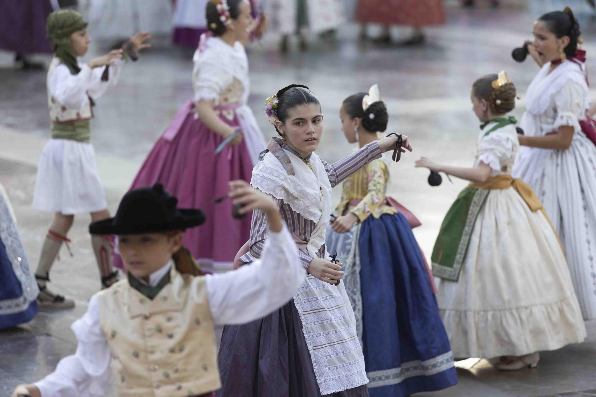 Danza a la Virgen Infantil