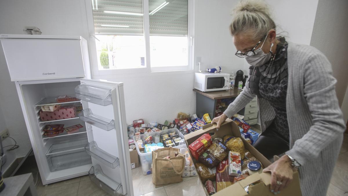 La crisis sanitaria incrementa la repatriación de familias inglesas de Benidorm sin recursos