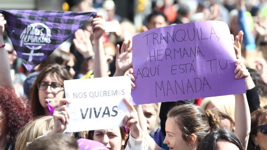 Protestas durante la fiesta de la Comunidad de Madrid.