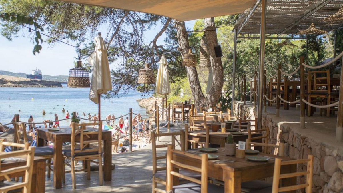 Cala Gracioneta aúna la mejor gastronomía con unas vistas inolvidables.