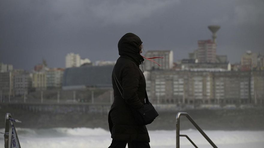Toda Galicia está hoy en alerta por temporal de viento y lluvias intensas