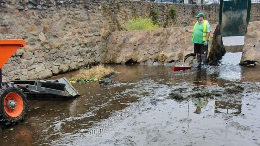 El canal de baños de La Isla de Plasencia se abrirá a primeros de julio