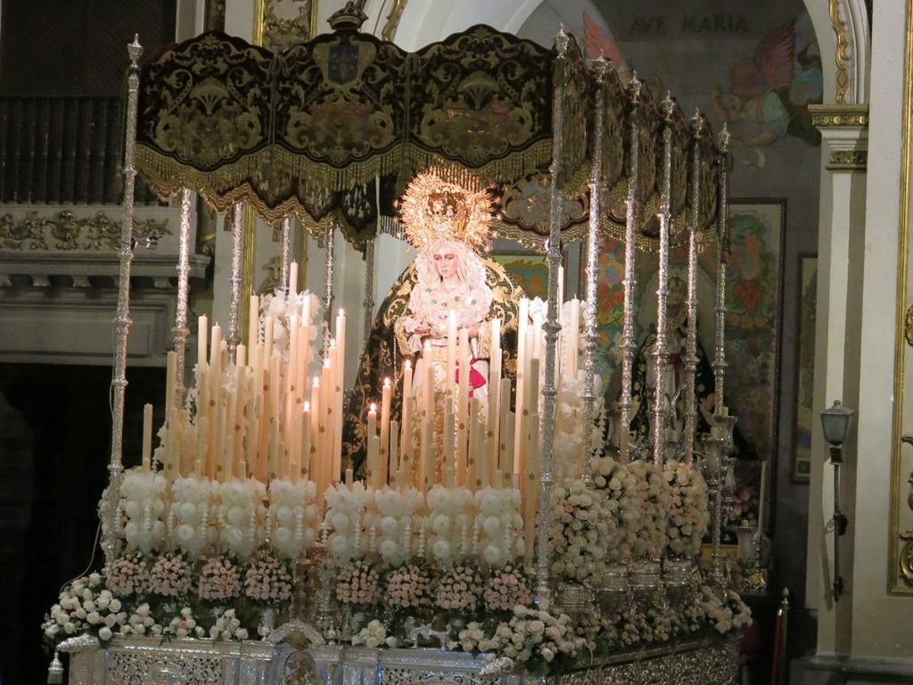 Mar�a Sant�sima de la Esperanza y Macarena (Jueves Santo).jpg